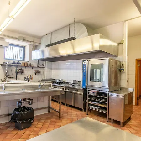 In بيت للعطل *