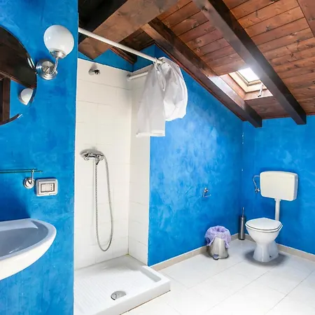 In بيت للعطل